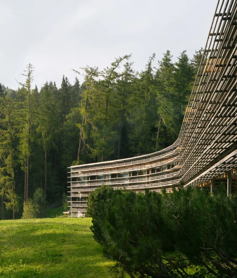 Vigilius Mountain Resort Architecture (3)